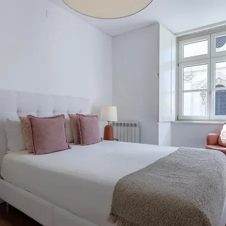 公寓 Lovelystay - Chiado 3bedroom Wonder Lisboa