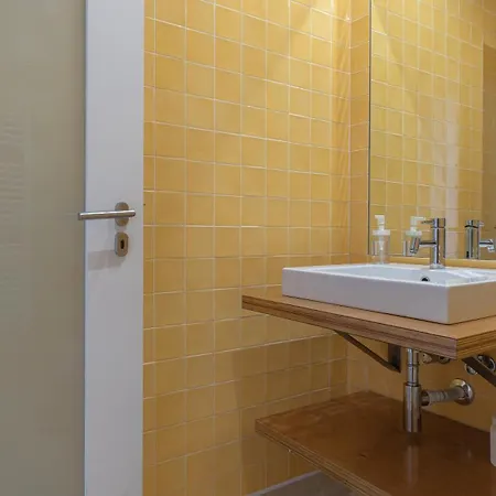 公寓 Lovelystay - Chiado 3bedroom Wonder Lisboa
