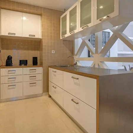 公寓 Lovelystay - Chiado 3bedroom Wonder Lisboa