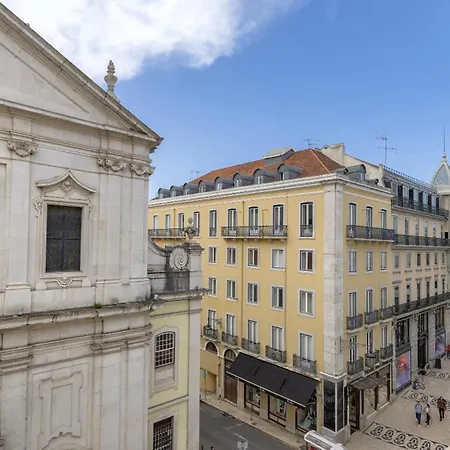 Lovelystay - Chiado 3bedroom Wonder Apartment *