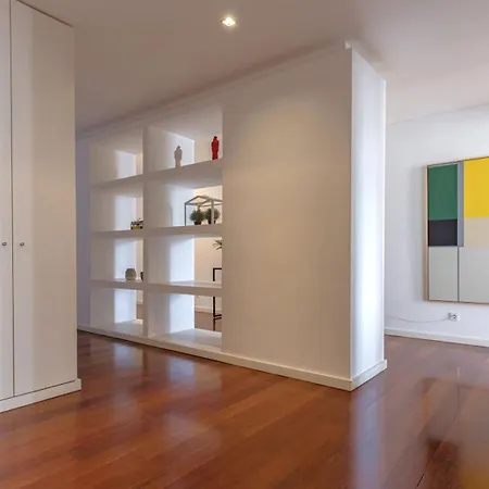 Apartment Lovelystay - Chiado 3bedroom Wonder *