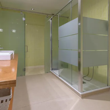 Lovelystay - Chiado 3bedroom Wonder * Lisbon