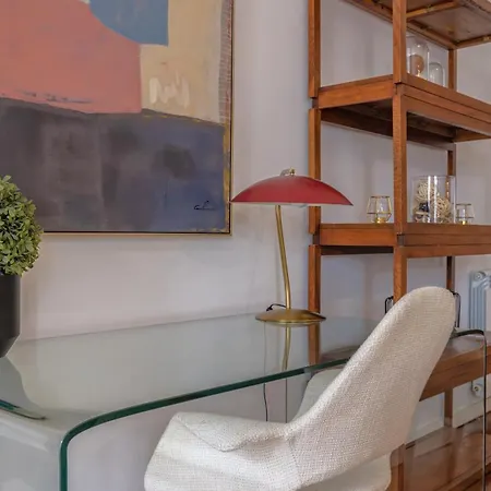 Apartment Lovelystay - Chiado 3bedroom Wonder *